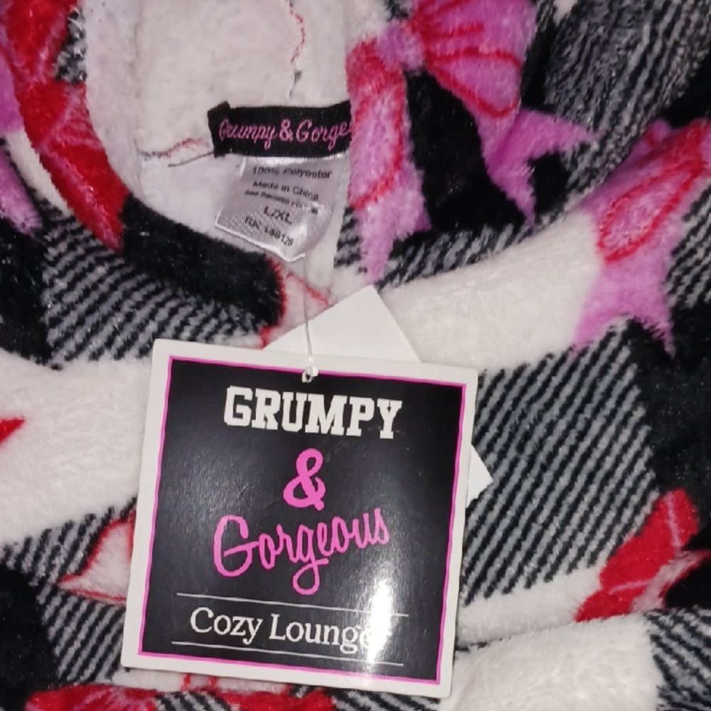 Cozy Bow Patterned Women's Robe - Picture 2 of 2